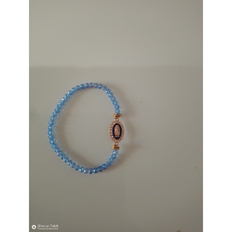 Bracelet cristaux beu avec sa vierge